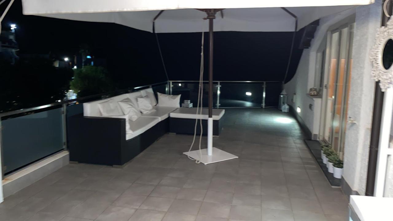 Appartement Giardino Sul Mare à Giardini-Naxos Extérieur photo
