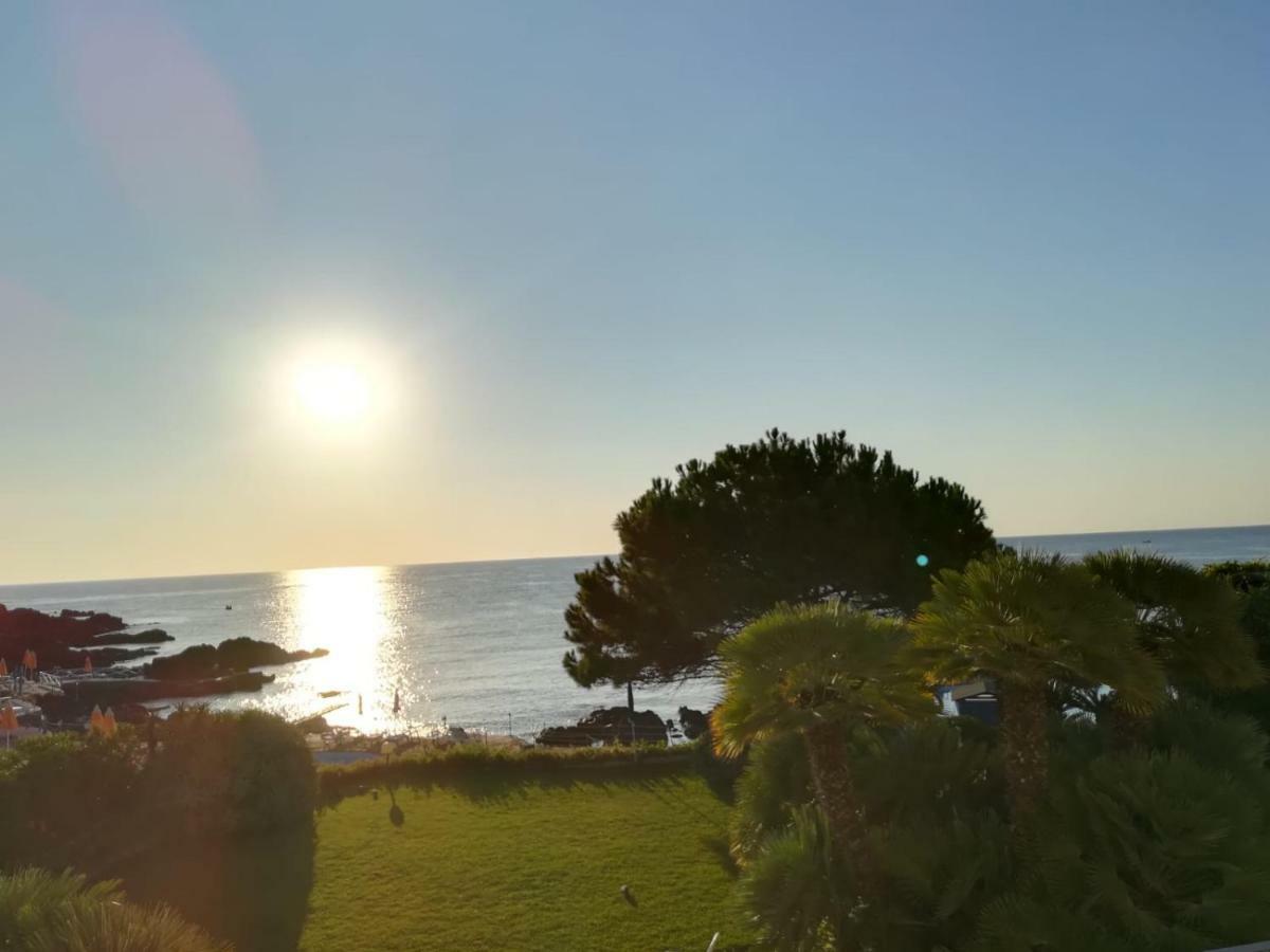 Appartement Giardino Sul Mare à Giardini-Naxos Extérieur photo